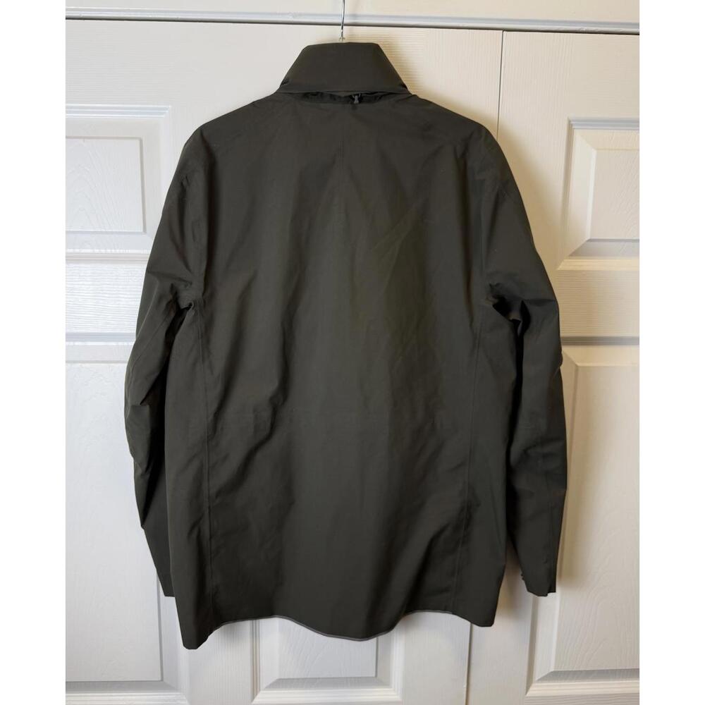 Lululemon Technical Shell Jacket Olive / Dark Gre… - image 6
